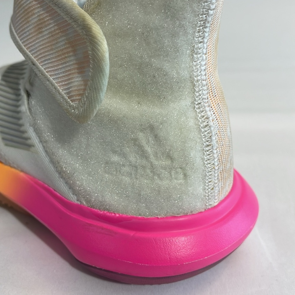 ADIDAS YOUTH SIZE 4.5 BASKETBALL SHOES. NOT PERFECT BUT VERY GOOD PREOWN… - Picture 6 of 6